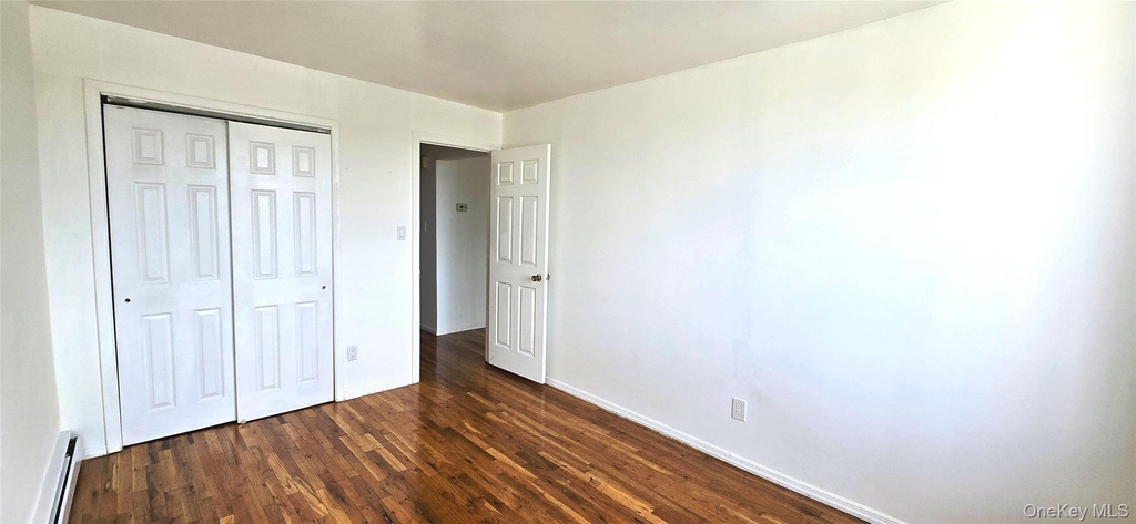 9517 84th Street - Photo 5