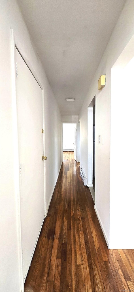 9517 84th Street - Photo 11