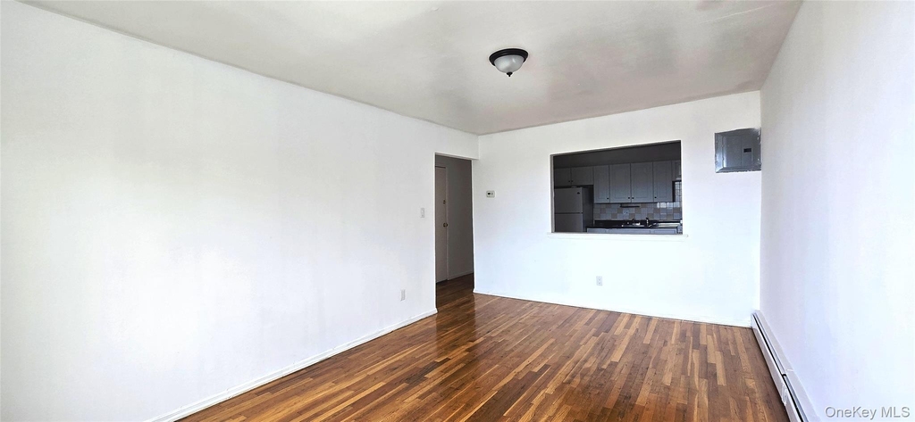 9517 84th Street - Photo 1