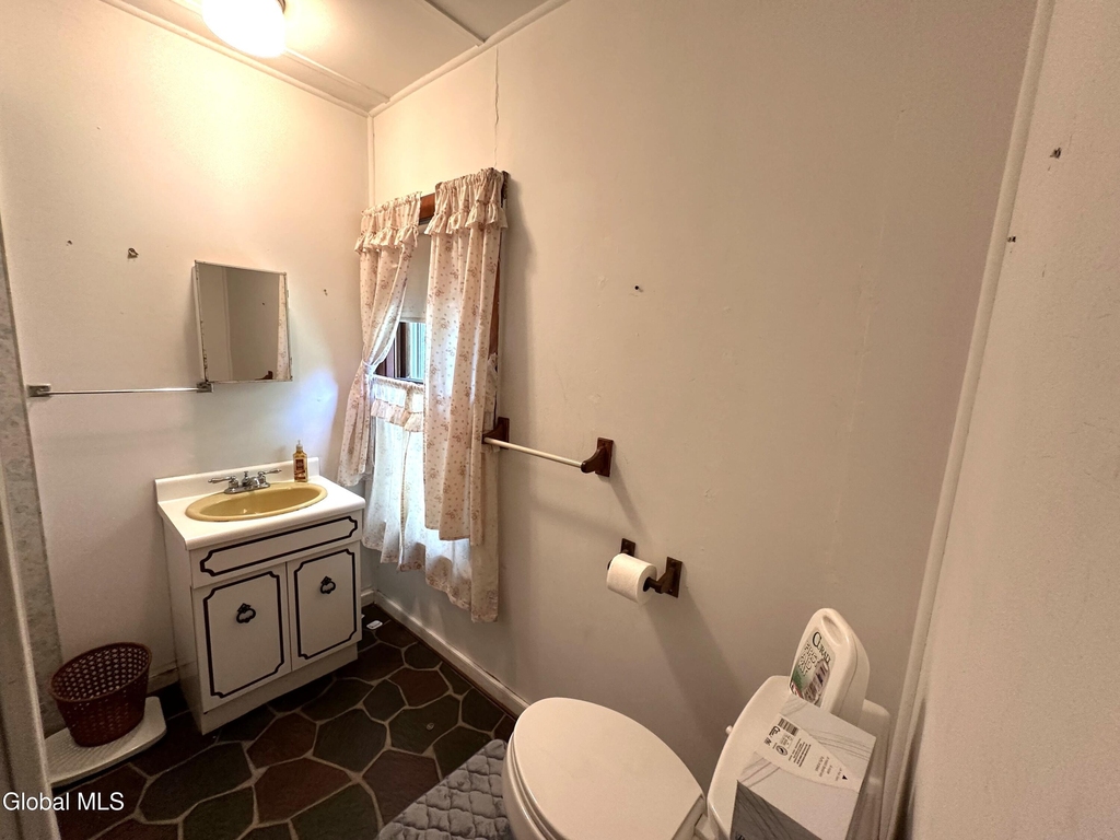 35 Zani Lane - Photo 18
