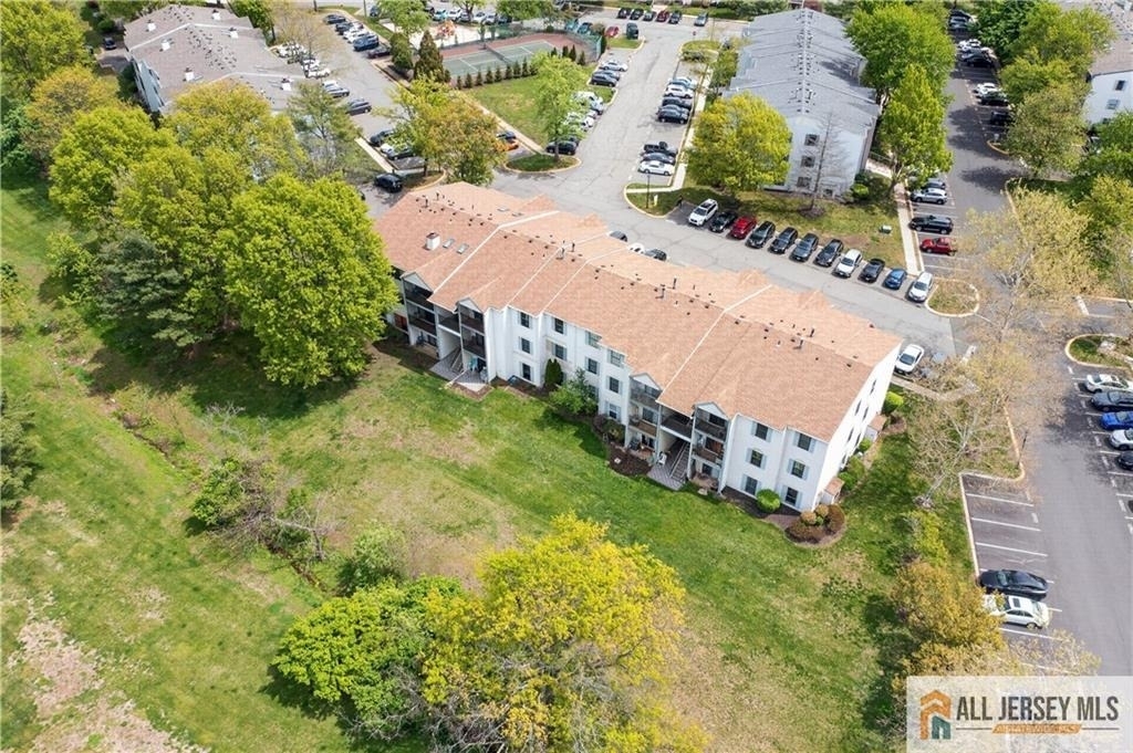 343 Lancaster Court - Photo 19