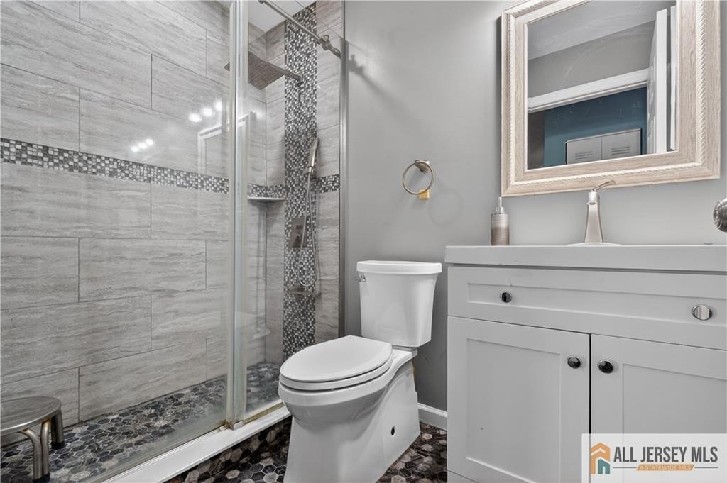 343 Lancaster Court - Photo 8