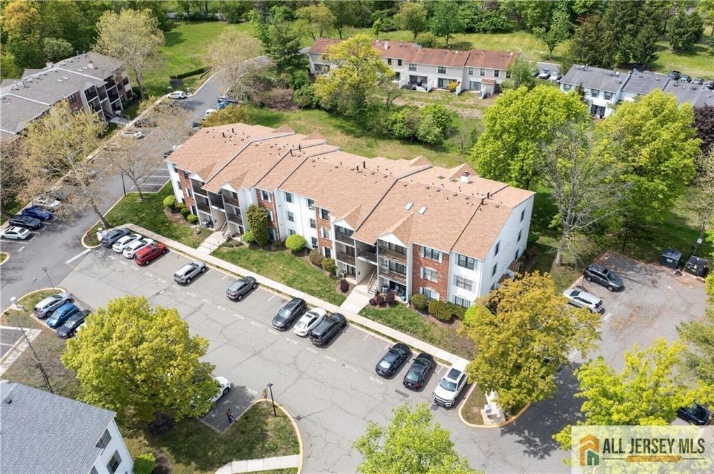 343 Lancaster Court - Photo 16