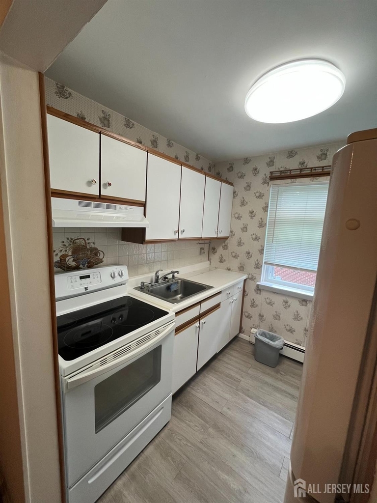 289 Main Street - Photo 1