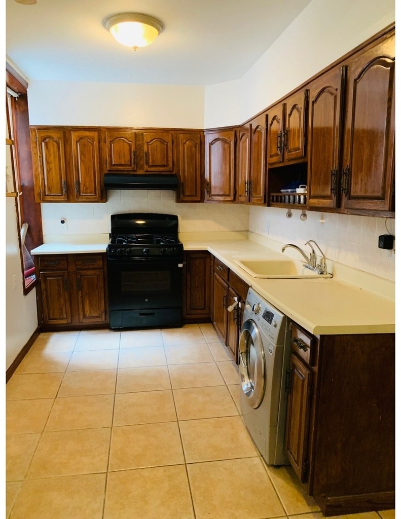 148 Senator Street - Photo 5