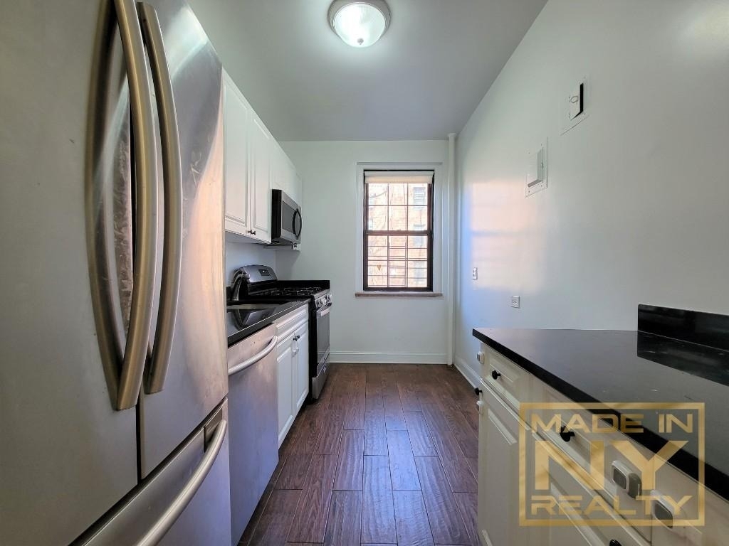 51-01 39th Avenue - Photo 0