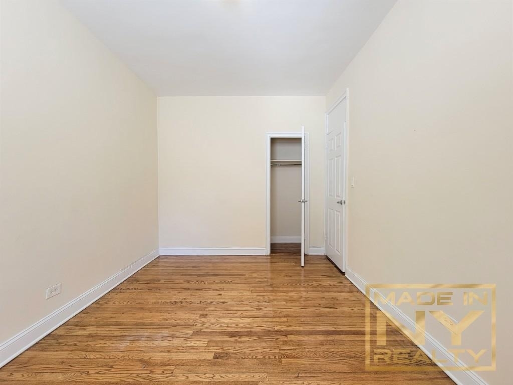 51-01 39th Avenue - Photo 8
