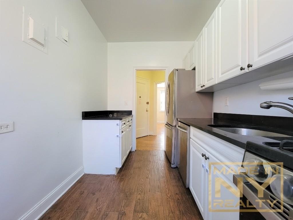 51-01 39th Avenue - Photo 1