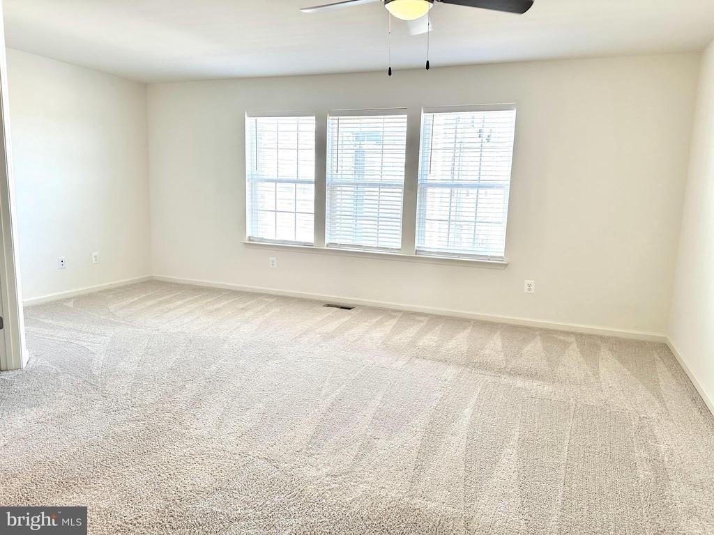 227 Charterhouse Street - Photo 5