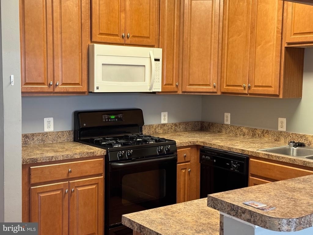 1821 Cedar Cove - Photo 9