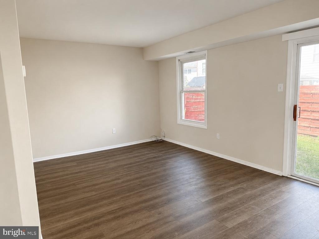 14648 Balsam Street - Photo 5