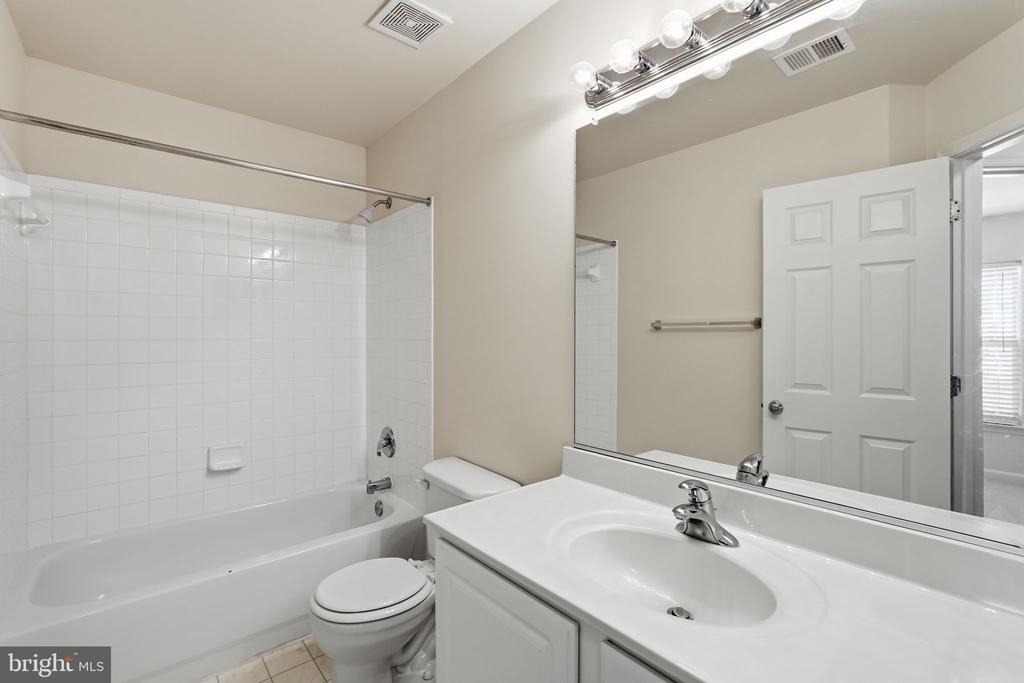 8727 Chorley Way - Photo 14