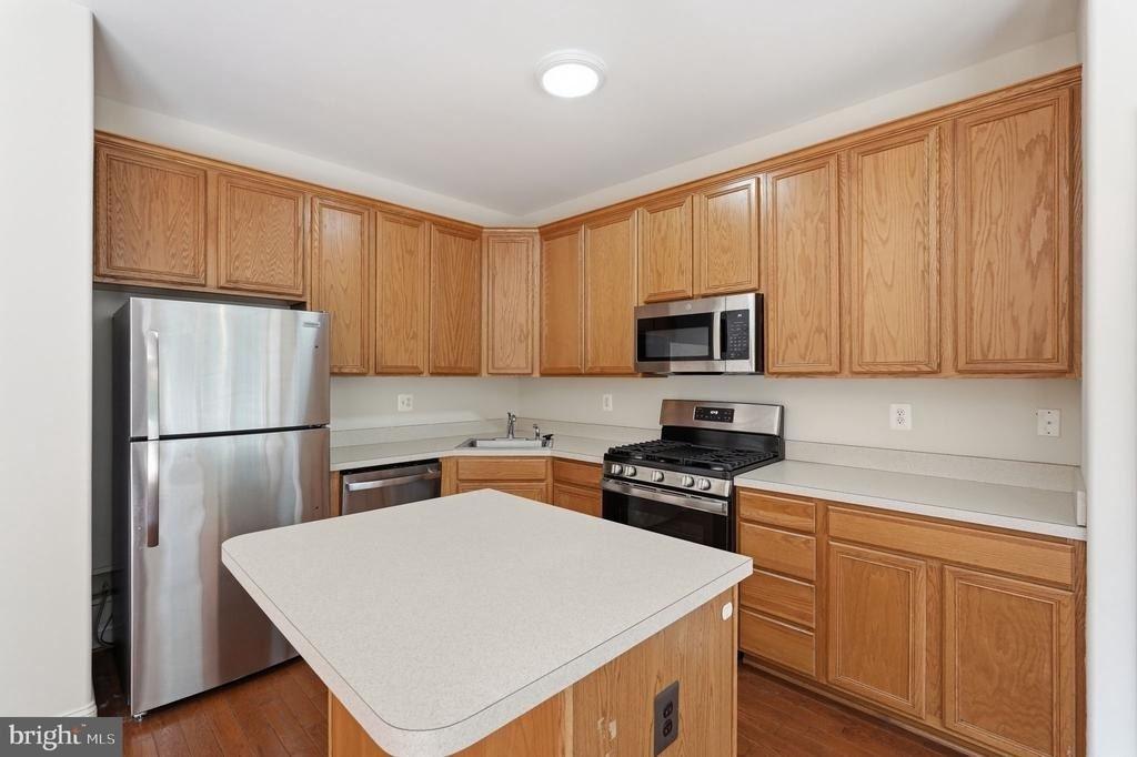 8727 Chorley Way - Photo 4