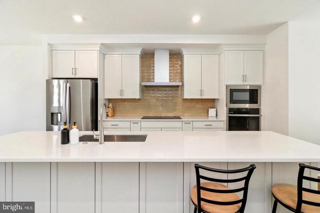 21740 Charing Cross Terrace - Photo 16