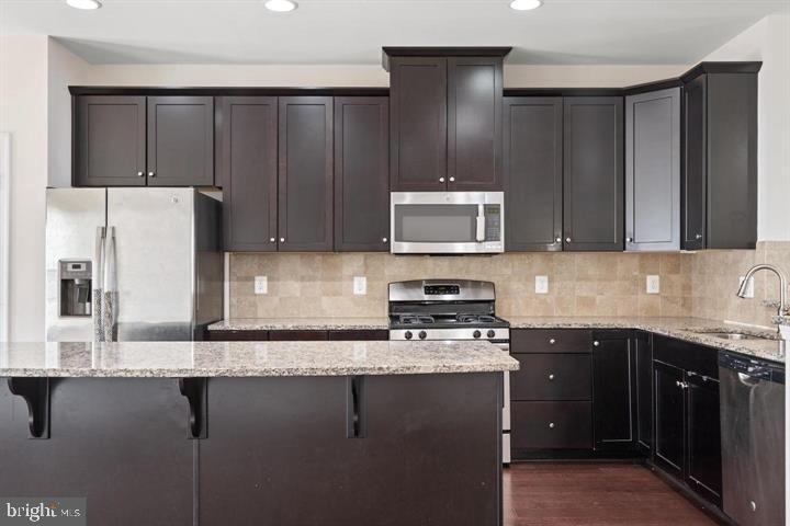 42609 Smokey Embers Terrace - Photo 16