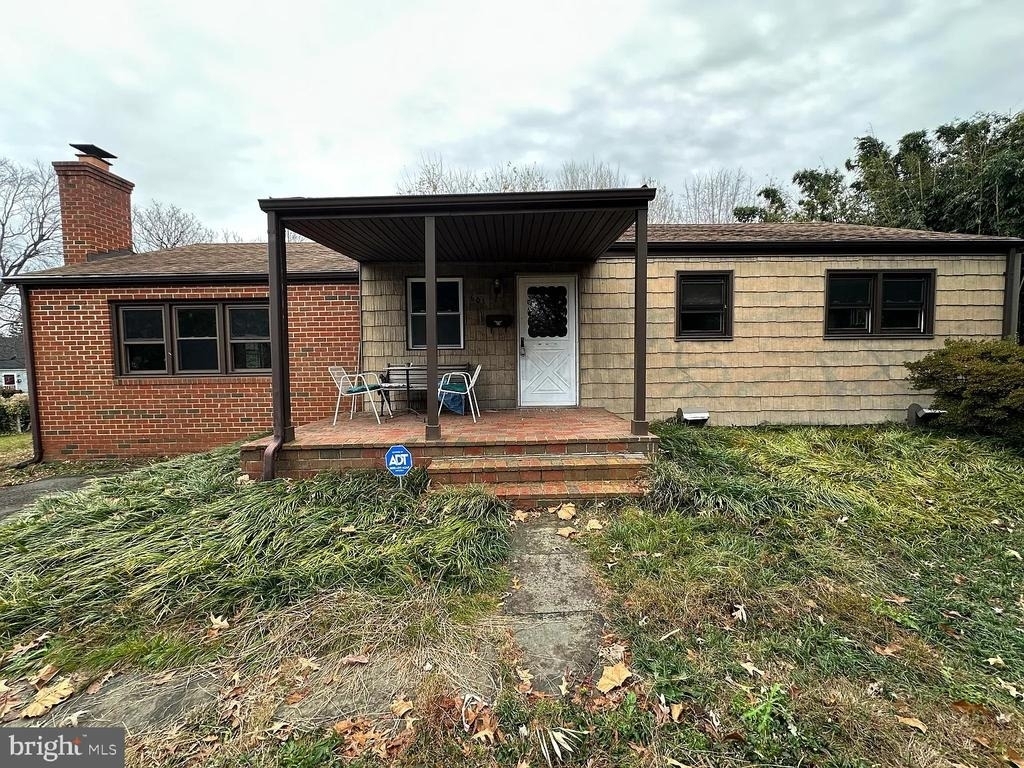 601 Madison Street - Photo 2
