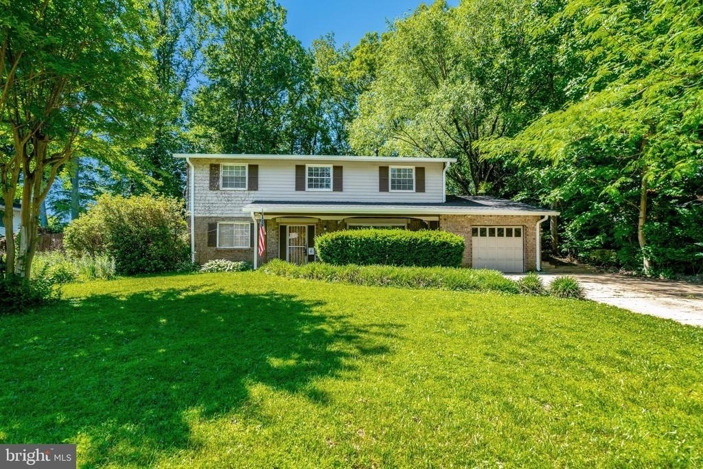 8527 Parliament Drive - Photo 0