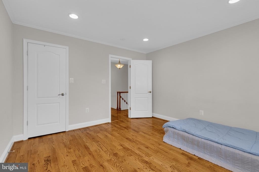 7205 Van Ness Court - Photo 24