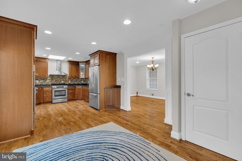 7205 Van Ness Court - Photo 15