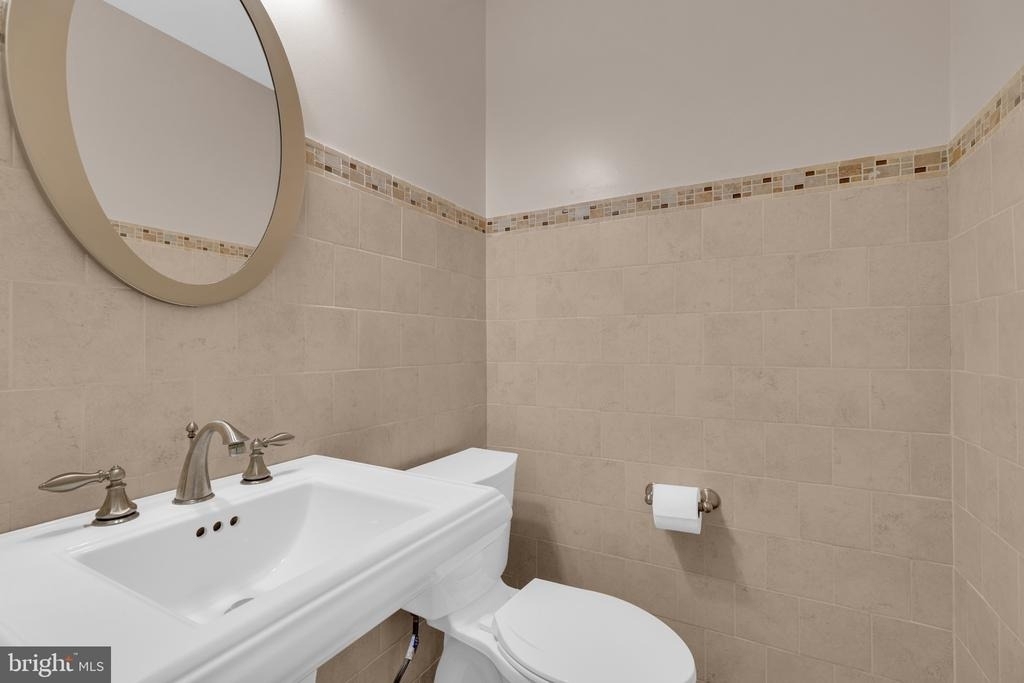 7205 Van Ness Court - Photo 17