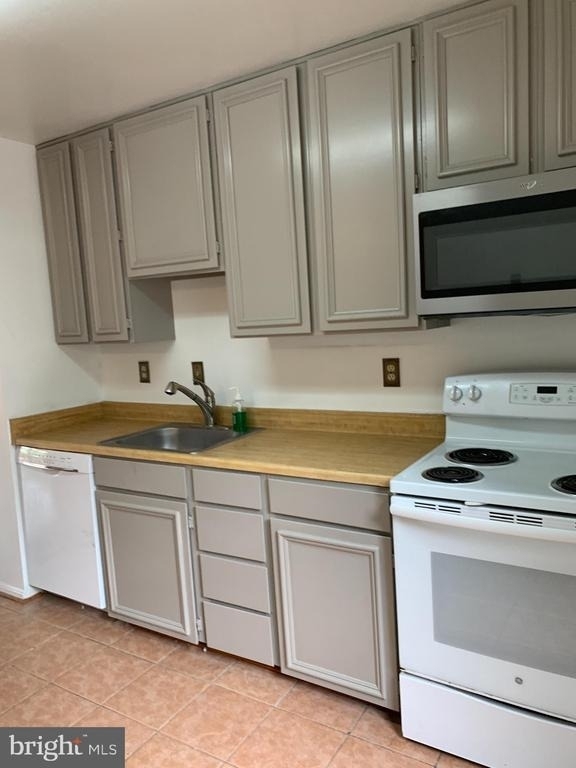 10226 Quiet Pond Terrace - Photo 10