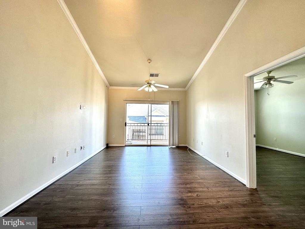 12925 Centre Park Circle - Photo 7