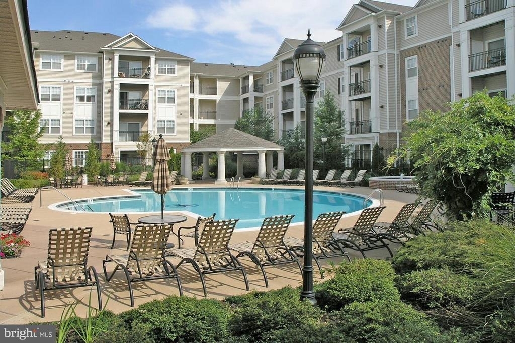 12925 Centre Park Circle - Photo 32