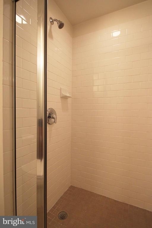 2451 Midtown Avenue - Photo 10