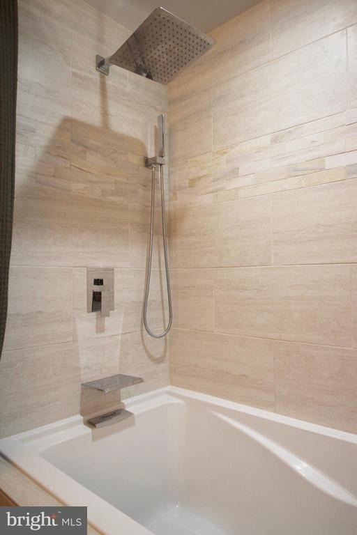 2451 Midtown Avenue - Photo 15