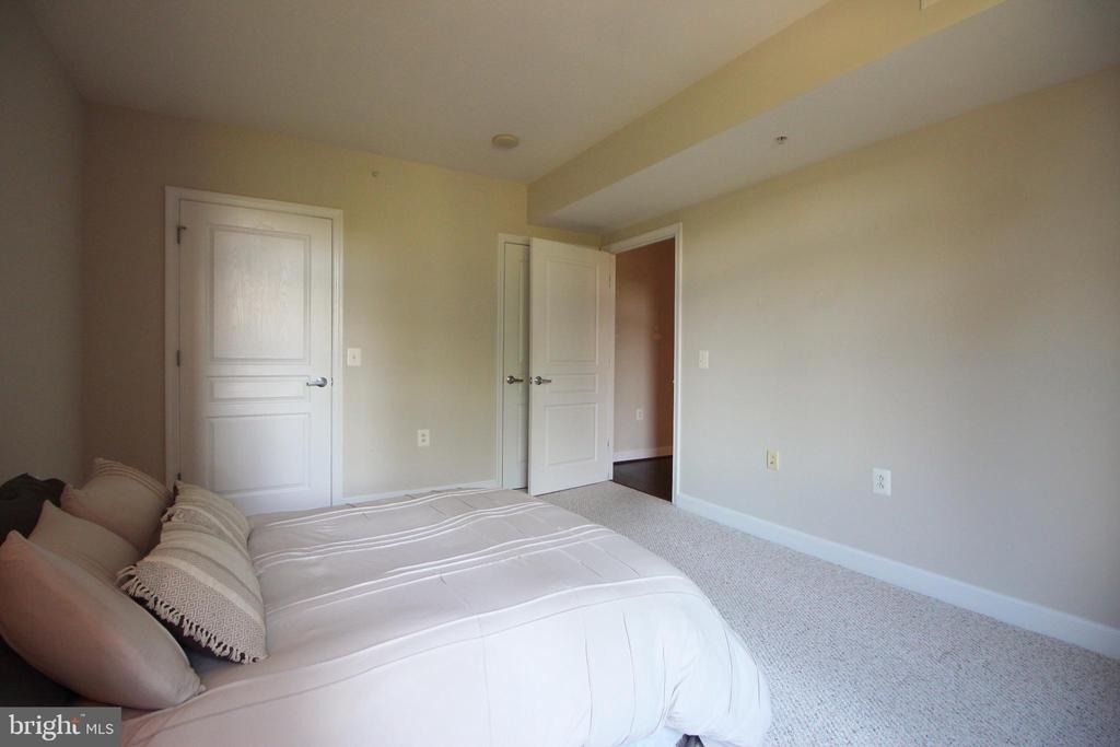 2451 Midtown Avenue - Photo 1