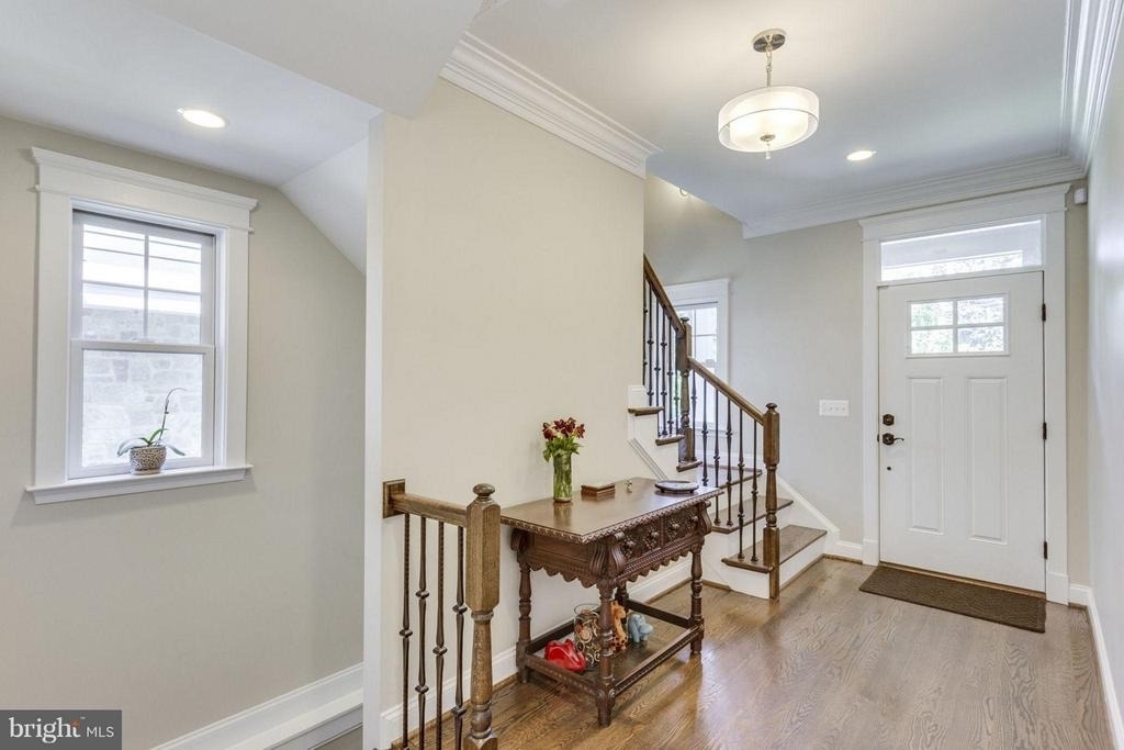 312 Pine Street - Photo 8
