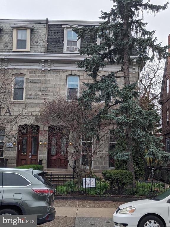 4025 Walnut Street - Photo 0