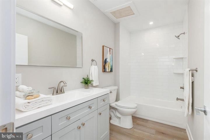 3919 Ridge Avenue - Photo 5