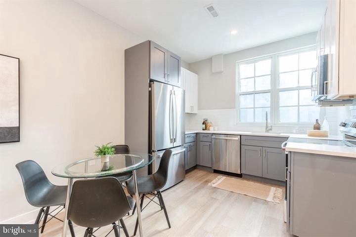 3919 Ridge Avenue - Photo 11
