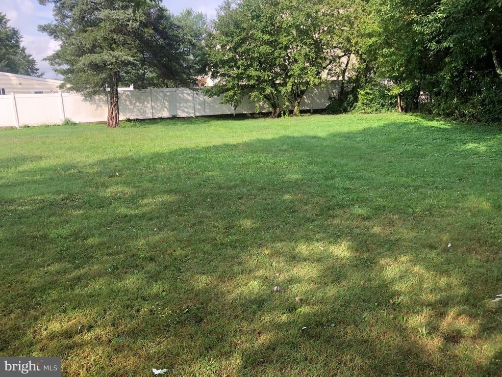 2060 Bridge Road - Photo 21