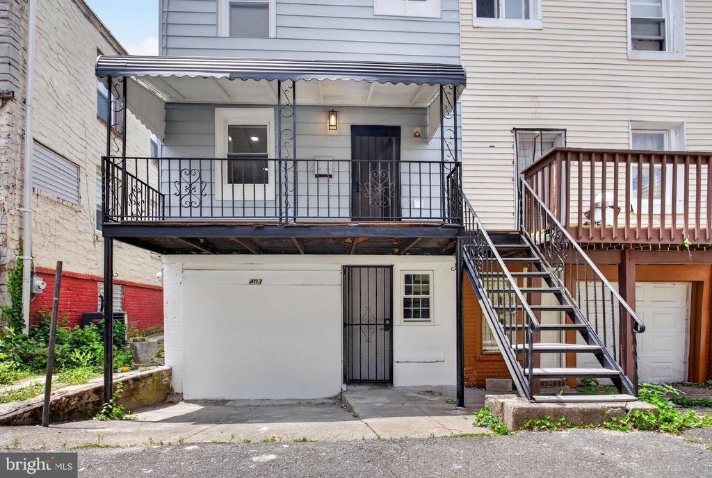 403 Walnut Avenue - Photo 8