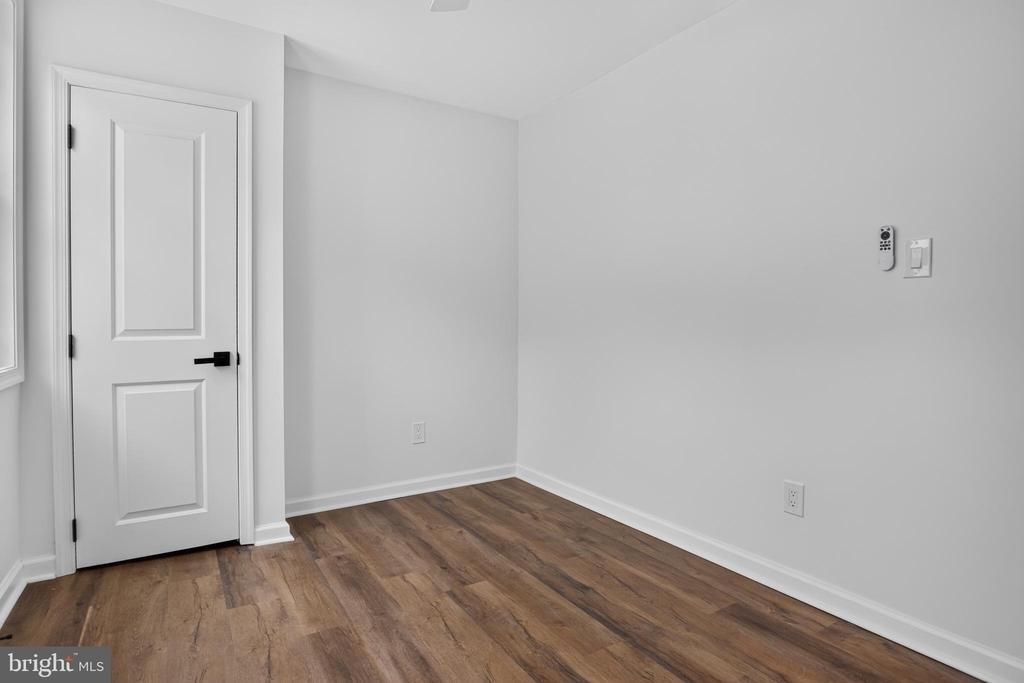 403 Walnut Avenue - Photo 16