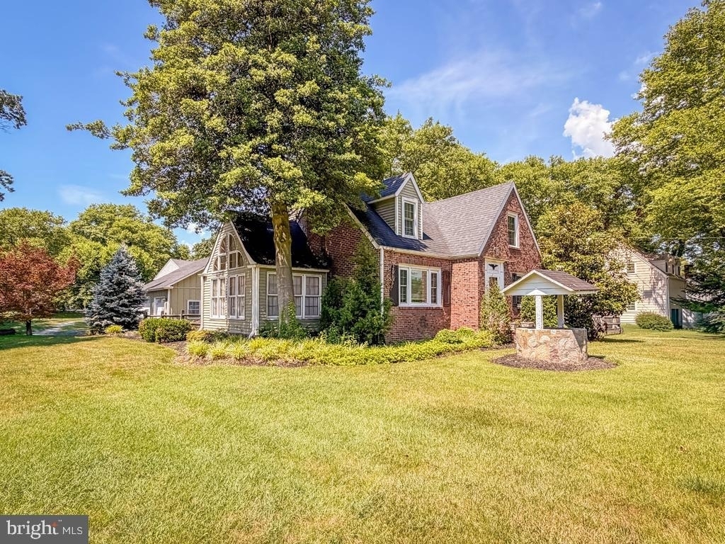 1237 Pine Grove Road - Photo 1