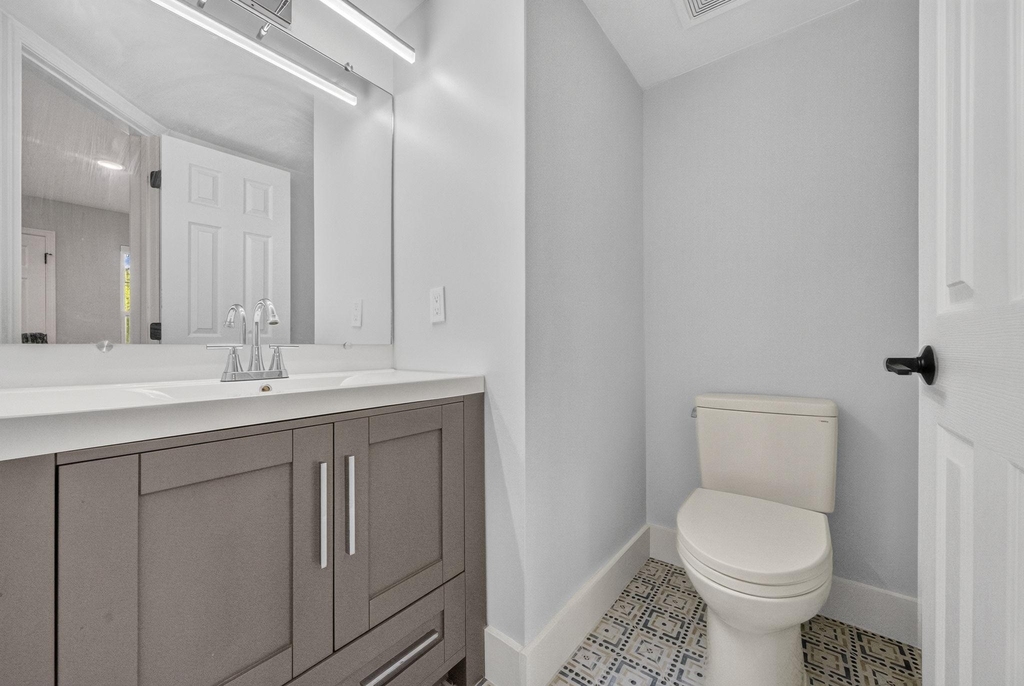 132 S Barrow Place - Photo 14