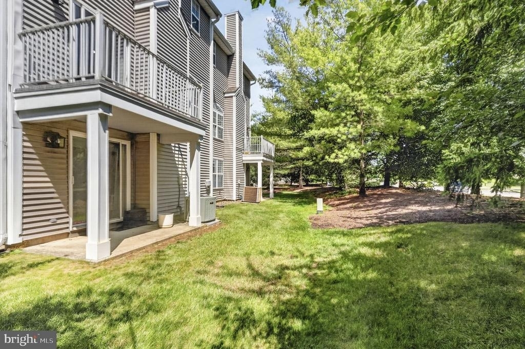 132 S Barrow Place - Photo 35
