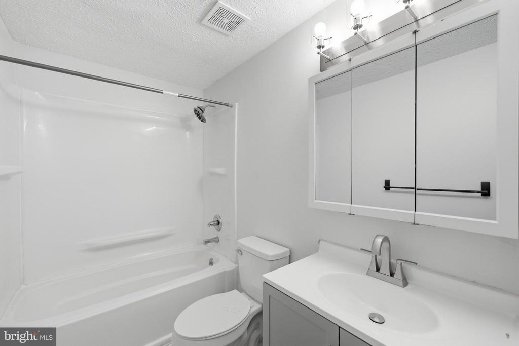 217 Vista Court - Photo 16