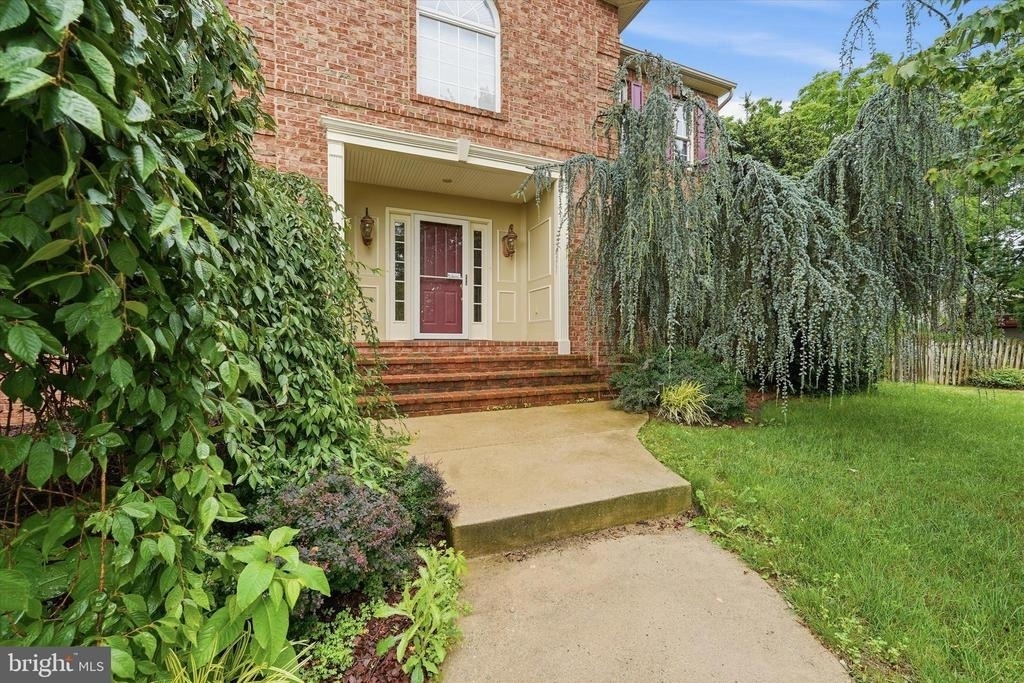 11406 Rolling Green Place - Photo 1