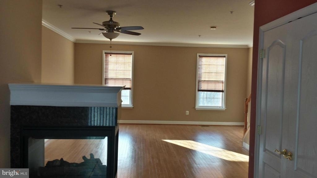 715 Hidden Marsh Street - Photo 3