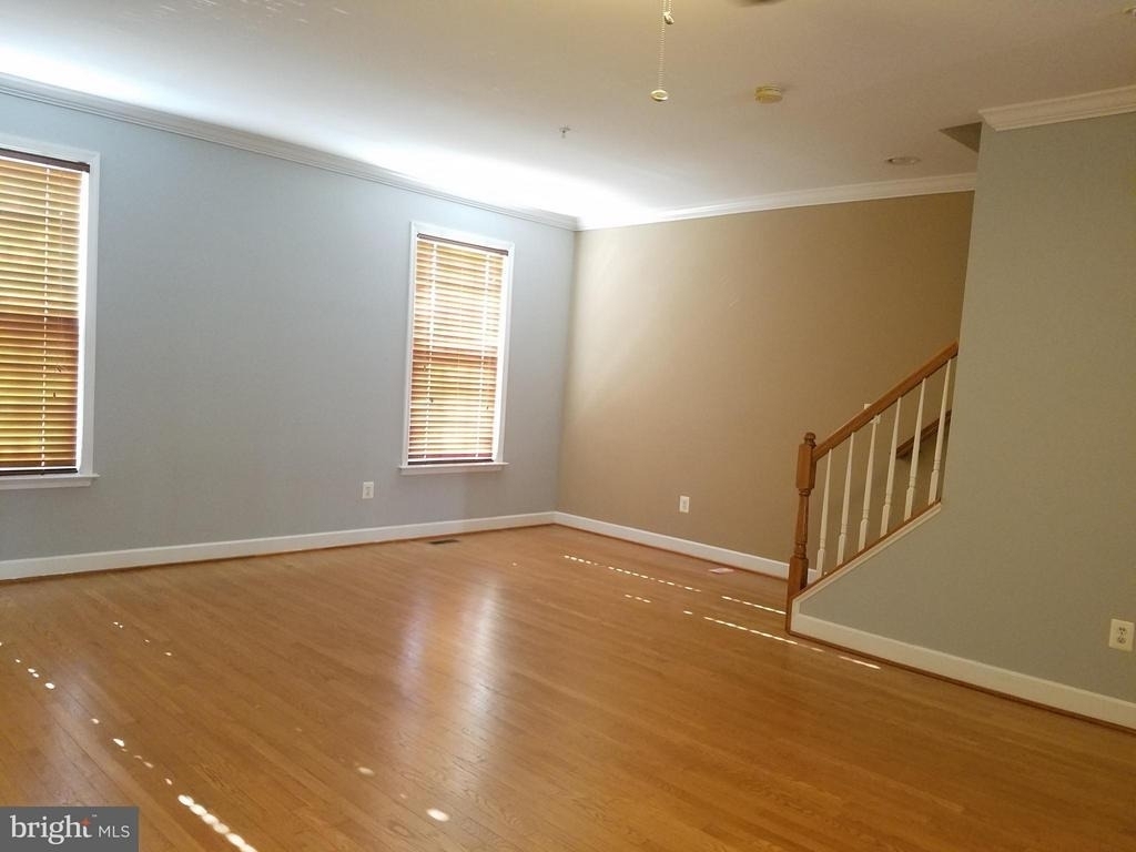 715 Hidden Marsh Street - Photo 6