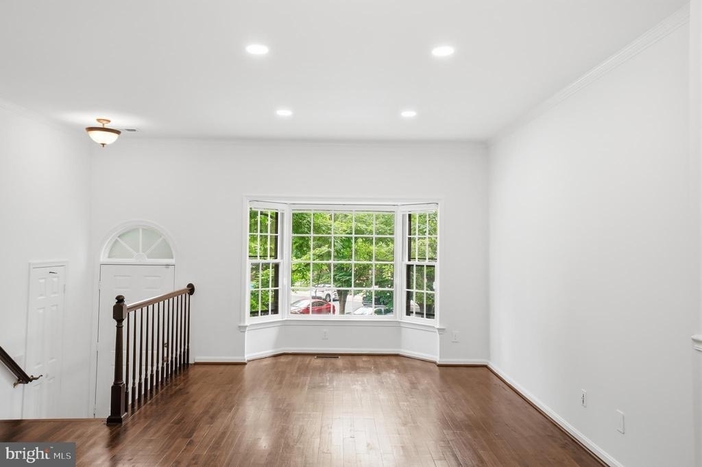 12327 Sour Cherry Way - Photo 4