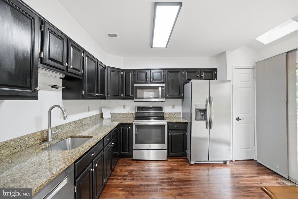 12327 Sour Cherry Way - Photo 9