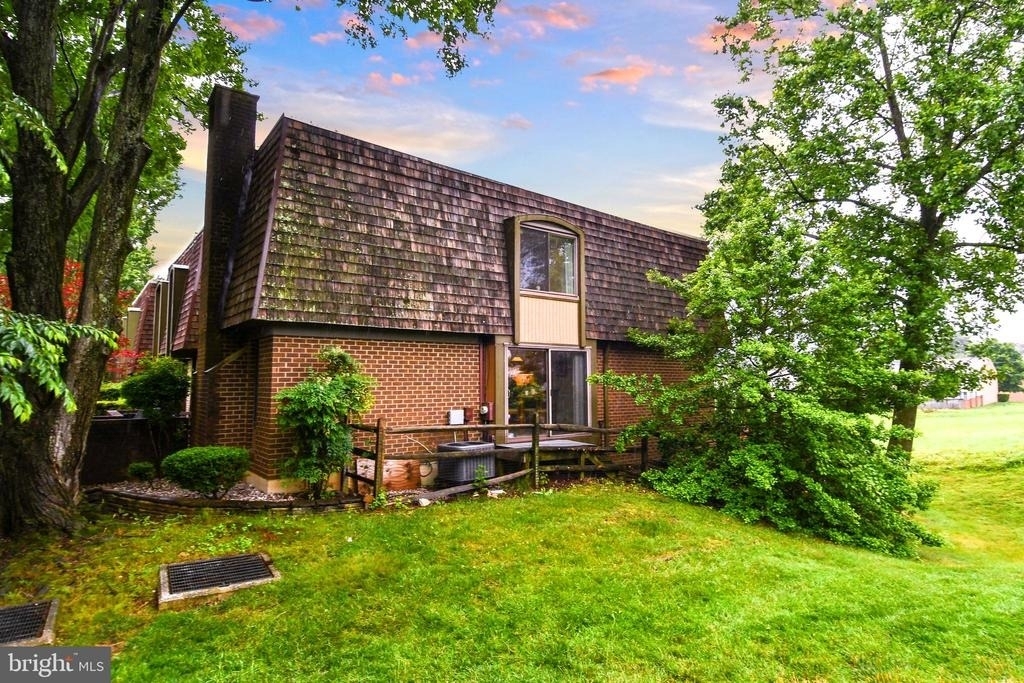 9401 Hickory View Place - Photo 41
