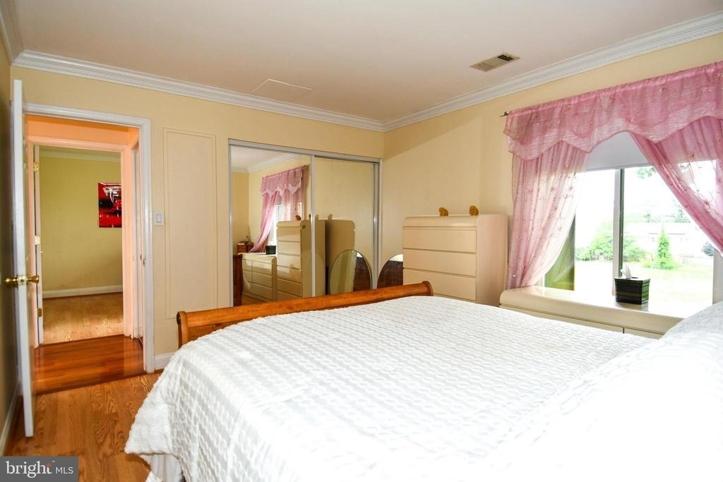 9401 Hickory View Place - Photo 28