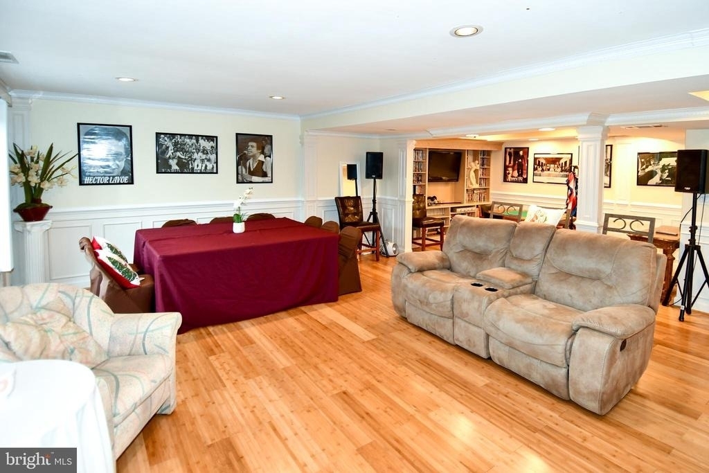 9401 Hickory View Place - Photo 35