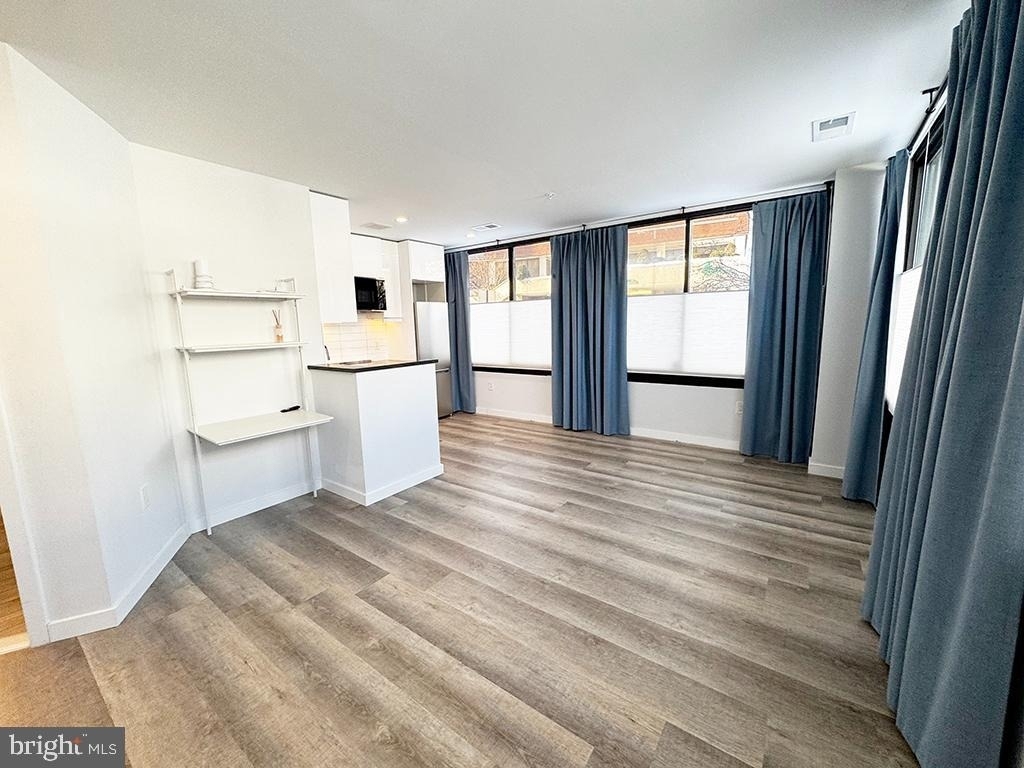 700 Roeder Road - Photo 4